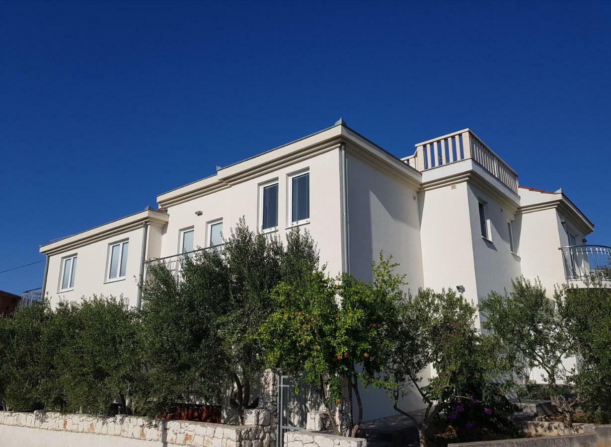 Dondras Residence Trogir Exterior foto